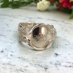 1904 R Wallace & Sons Violet Spoon Ring | Sterling Silver Size T