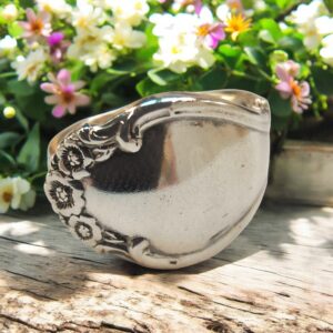 Wedding Bells Spoon Ring – Sterling Silver Vintage Rogers Pattern (1948–1959) | Size L