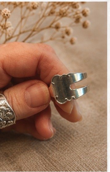Thorvald Marthinsen 830S Norwegian Silver Pickle Fork Ring - Image 3